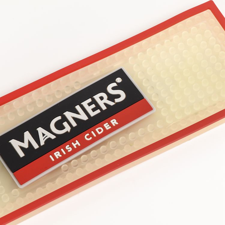 Magners' Branded Logo Soft PVC Bar Runner Bartender Use Glow In Dark Rubber Beer Barmat Vinyl Led Bar Mats