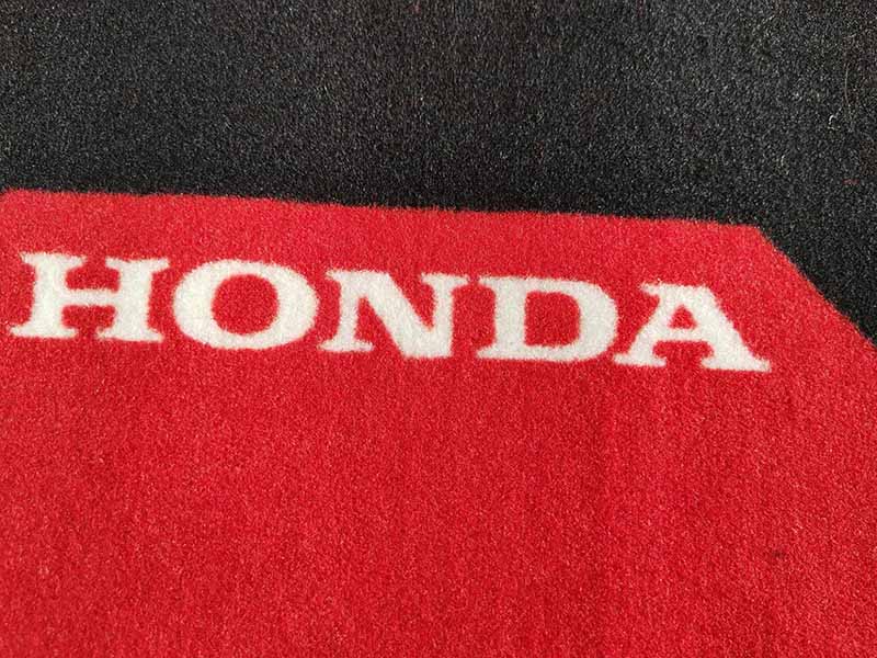 In Stock Brand New 60x100cm Honda Racing Printed Logo Carpet Nylon Door Entry Rugs Rubber Branded Entrance Mat