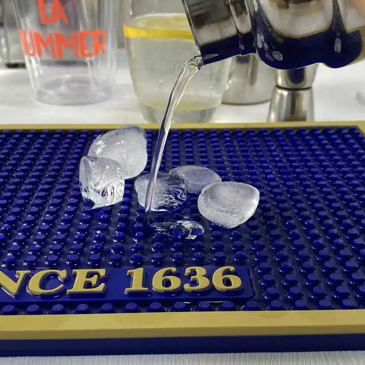 Maxlrainer Helles Brewing Custom Soft PVC Rail Bar Mat Bartender Silicone Pub Beer Mats Flexible Rubber Bar Drip Mats