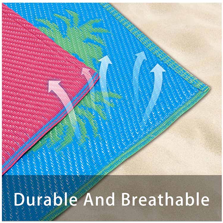 Durable and Breathable PP Woven Beach Mat for outdoor picnic and camping.