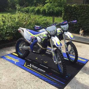 Commercial Company Logo Printed Custom Rubber Motorbike Racing Pit Matt Motorcycle Carpet