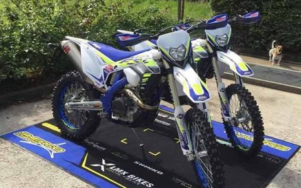 Commercial Company Logo Printed Custom Rubber Motorbike Racing Pit Matt Motorcycle Carpet