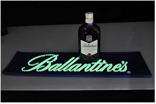 Gin Wine POS Promotion PVC Beer Mat Cocktail Rubber Spill Mats Glow In Dark Personalised Bar Runner LED Bar Mats