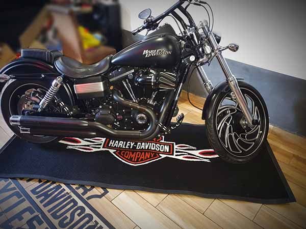 20 Years China Factory Custom Rubber Backing Mat Motorcycle Heavy Duty Harley Davidson Garage Mat