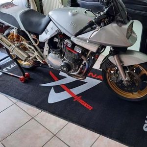 Motorcycle Accessories Custom Logo Workshop Floor Mat SUZUKI Motorcycle Bike Garage Pit Mat With Katana Design