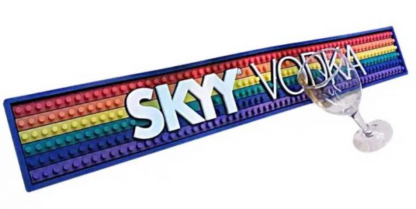 Branded Soft PVC Drip Bar Runner Pub Cocktail Silione Rubber Logo Rail Barmat Bartender Absolut Vodka Bar Mat Shots